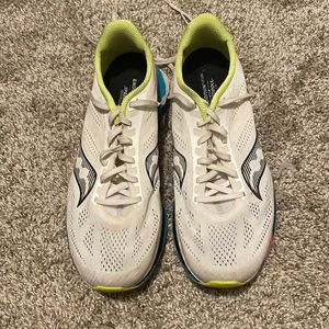 Saucony Endorphin Pro